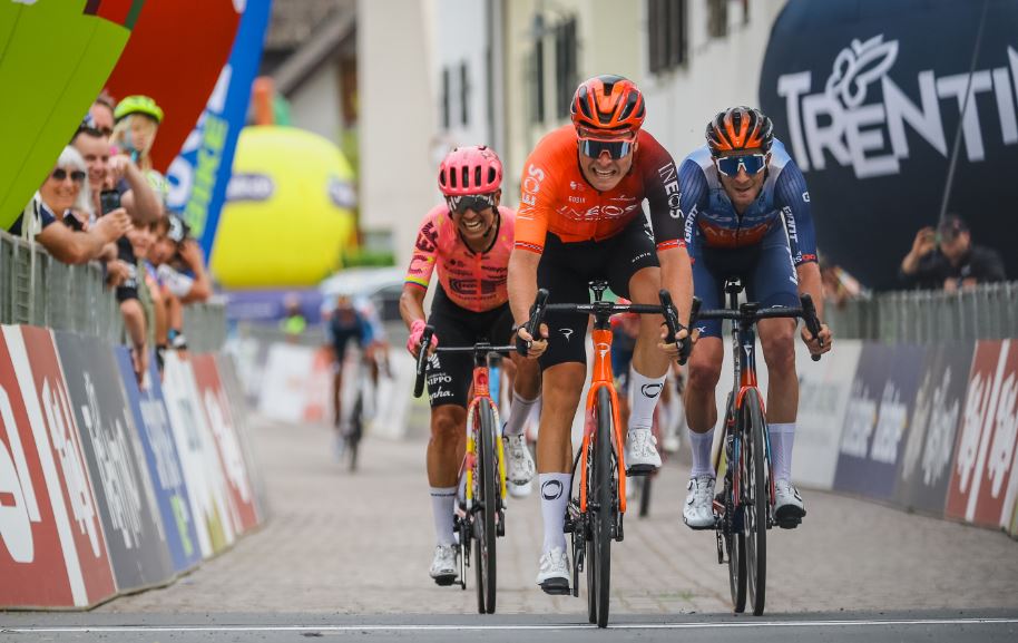 Tobias Foss gana la primera etapa del Tour de los Alpes El Nuevo Siglo